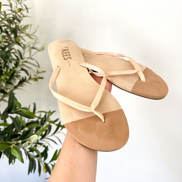 Tkees Foundation Matte Flat Colorblock Lightweight Thong Sandals Cream 7 - Picture 1 of 5